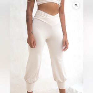 Royal Codes Elegant Cream Women's Pants